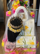 Load image into Gallery viewer, Custom Gift Basket